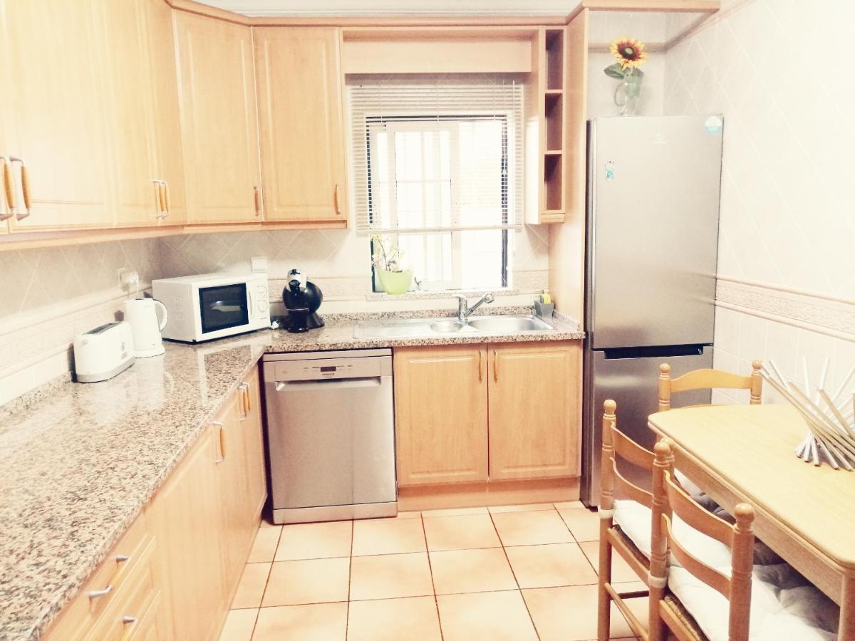 Beautiful Vila Rafaella, Walk Distance To Beaches Albufeira Bagian luar foto